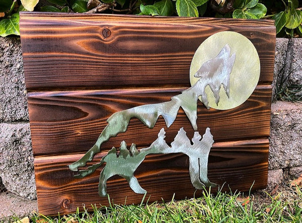 Wolf Howling at the Moon Metal Art (Steel)