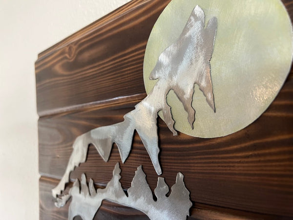 Wolf Howling at the Moon Metal Art (Steel)